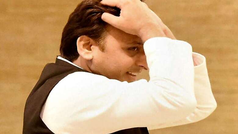 Trouble Mounts for Akhilesh Yadav as ED Conducts Raids in 4 States Over Gomti Riverfront Project