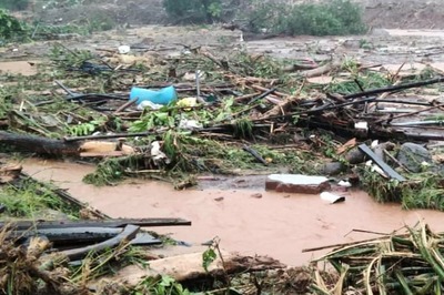 Extremely Heavy Rains Expected as IMD Issues Red Alert for 6 Maharashtra Districts; Relief from Sunday
