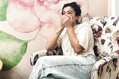 Rashmika Mandanna Breaks Into Laughter In Latest Photo, Pens Down Cryptic Note