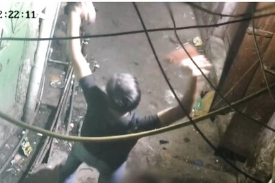 Delhi: 16-Yr-Old Stabs Teen Endlessly, Tries to Behead Body, Dances Next To It. All For Rs 350 | Gruesome CCTV Clip