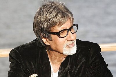 Such a great joy when you drape the National Flag over your shoulders: Amitabh Bachchan on Indo-Pak match