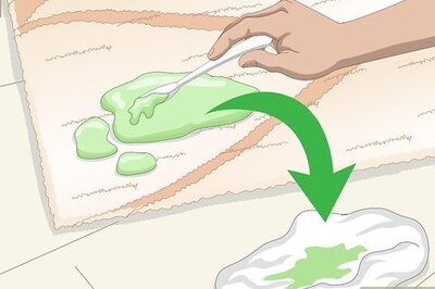 How to Get Acrylic Paint off Carpet