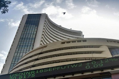 Bears Back in Action! Sensex Tanks 1000 pts, Nifty Below 19,800; Why Is Market Falling?