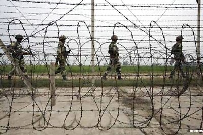 J&K: Pakistan violates ceasefire in Poonch district