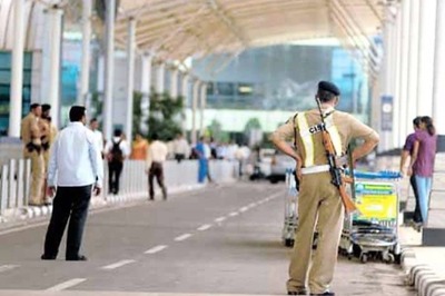 Raghubir Lal takes charge as Delhi Metro-CISF security chief