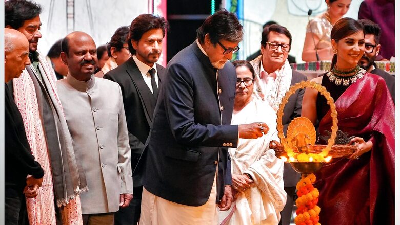 'Pathaan' Song Row Plays Out at Kolkata Int'l Film Festival, Amitabh Bachchan's Comment Kicks Off BJP vs TMC