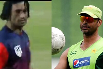 'Shoaib Akhtar Doppelganger': Oman Pacer Replicates Legendary Pakistan Pacer's Bowling Action - WATCH