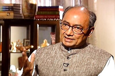 Digvijay criticises Kejriwal, says government is not run by dharnas