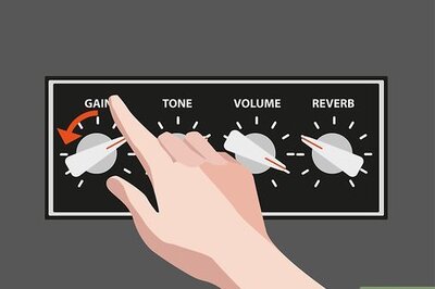 How to Reduce Static Noise in a Microphone