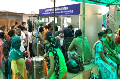 Social Inequalities Reflected in Covid-19 Care as Govt Hospitals Remain Overburdened with Crowded Wards