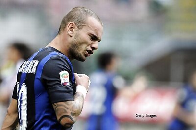Inter coach denies club pressure to omit Sneijder