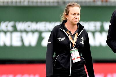 Watch: Confusion Erupts as On-Field Umpire Signals Wrong Decision After DRS Review During AUS-W vs SA-W ODI