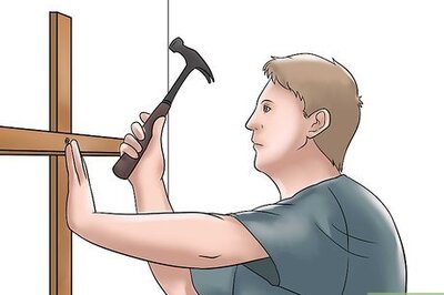 How to Make a Scarecrow