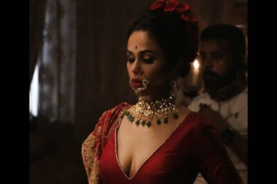 'Paurashpur' Actress Ashmita Bakshi on Filming Bold Lovemaking Scenes with Annu Kapoor