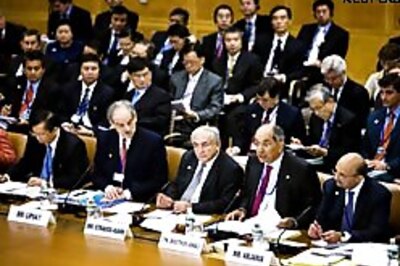 Meltdown: World puts its weight behind IMF