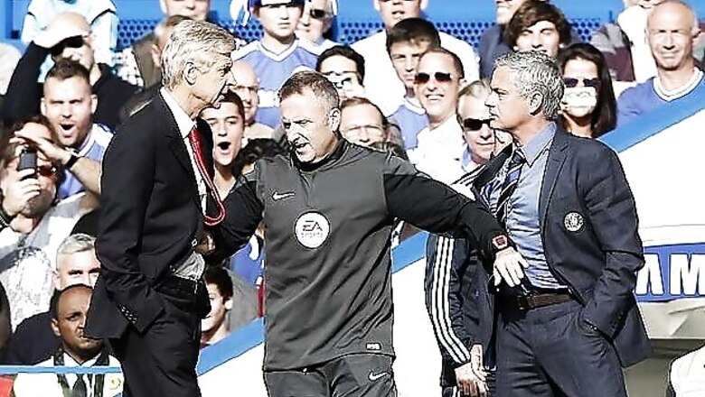 Watch: Wenger pushes Mourinho in Arsenal's 2-0 loss against Chelsea