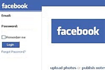 Facebook gets tough with bogus users, cyber bullies