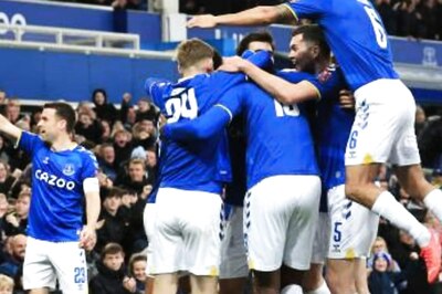 Premier League Club Everton Suspends Sponsorships With Russian Companies