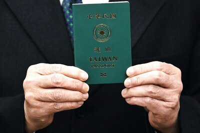 Taiwan Rolls Out New Passport to 'Avoid Confusion With China' Amid Beijing's Efforts to Assert Dominance