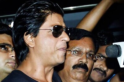 Snapshot: Shah Rukh Khan discharged from hospital after the surgery