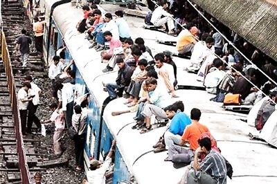Mumbai: 25,000 volts to 'shock' rooftop travellers