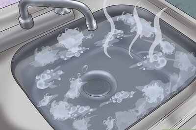 How to Clean Silicone Bakeware