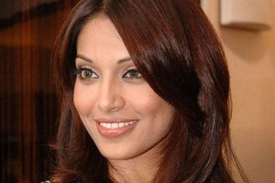 Bipasha dubs in Urdu to play Kashmiri girl