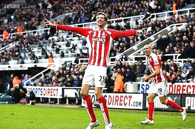 Peter Crouch scores as Stoke draw 1-1 draw at Newcastle