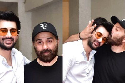 Sunny Deol Kisses Son Karan Deol on Forehead As Latter Cuts Birthday Cake With Media; See Pics