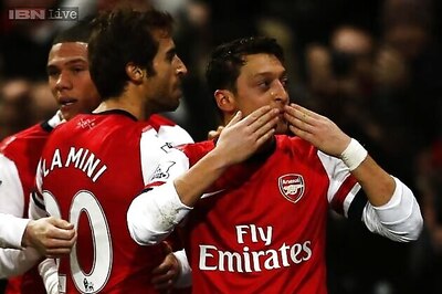 Ozil, Ramsey set for Arsenal return in home tie against Stoke