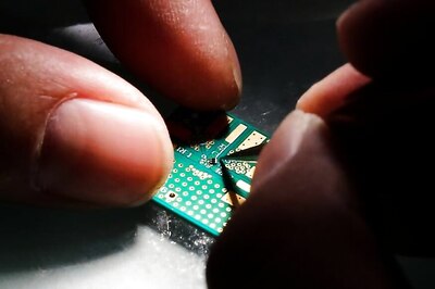 India's Chip-Making Plans Slump As Investors Back Out