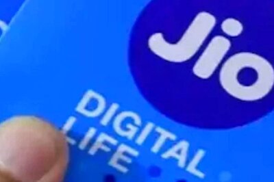 Reliance Jio Q1 Results | Net Profit Rises 24%, Topline 21.6% On Higher Per-User Revenue