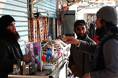 Islamic State offers $1,500 to start family, go on honeymoon