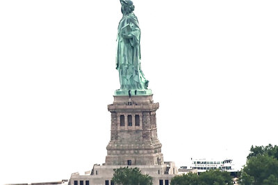 Woman Climbs Statue of Liberty to Protest Migrant Family Separations