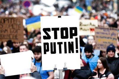 'Most Powerful Country Watching from Distance': Ukraine's Dig as US Unveils New Sanctions Over Russian Attack