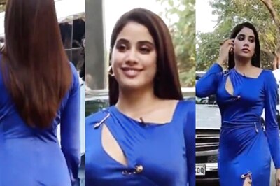 Janhvi Kapoor Has Major Oops Moment in Skintight Gown With Thigh-high Slit; Video Goes Viral