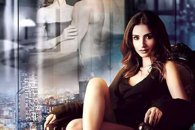 Raj Kummar Rao calls girlfriend Patralekha hot in 'Love Games' poster