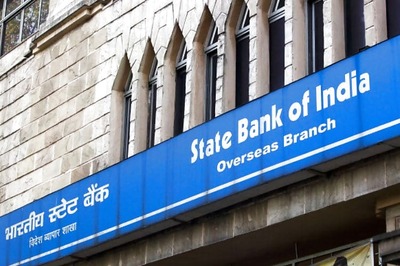 SBI Chief's Salary Zilch Compared to Counterparts in Private Banks