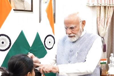WATCH | PM Modi Shows Kids A Trick With Coin in Candid Video
