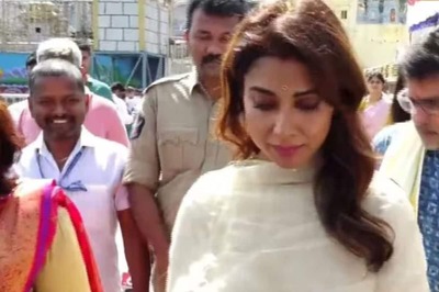 Spotted: Shriya Saran, Tejaswini Manogna Visit Tirumala Temple