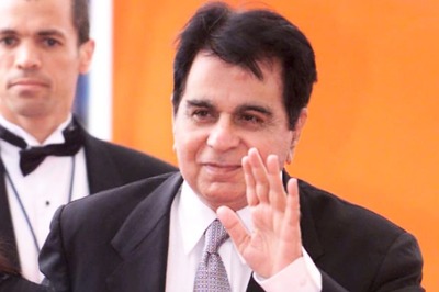 Veteran Actor Dilip Kumar Hospitalised After Chest Infection, Complaints of Uneasiness