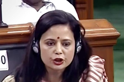 BJP Not Custodian of Hindu Deities, Shouldn't Teach Bengalis How to Worship Goddess Kali: Mahua Moitra