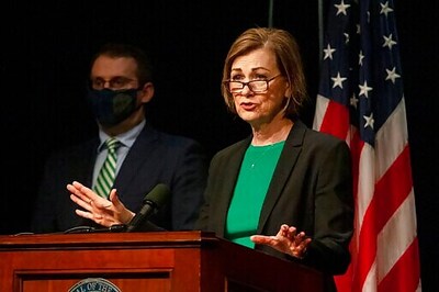 Iowa Governor Questions Migrant Flights Into Des Moines