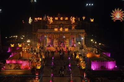 Planning to Visit Ayodhya for Ram Mandir Launch? 1,000 Spcl Trains Planned from January 19 | Details