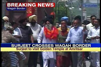 Surjeet Singh crosses Wagah, arrives in India