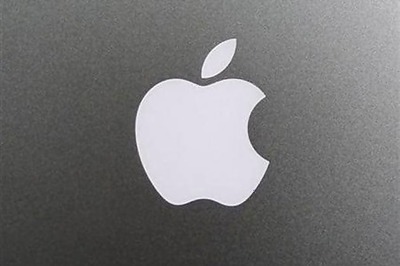 Apple hires Adobe officer to lead iAd: Report