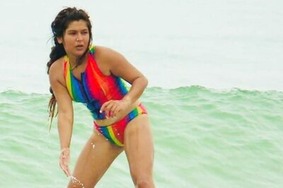TMKOC's Nidhi Bhanushali Flaunts Her Sexy Curves in Surfing Bikini; Fans Say 'You Look Hot'
