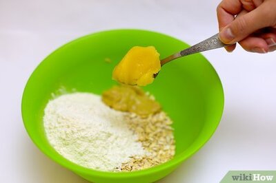 How to Bake Organic Dog Treats