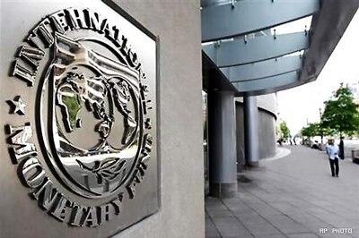 India to grow at about 5.8 in FY14: IMF