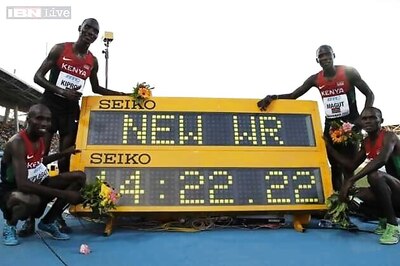 Kenyan men break 4x1500 metres relay world record